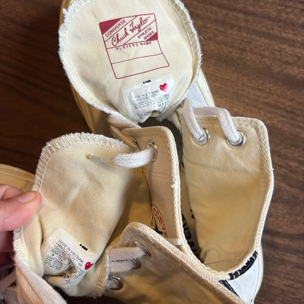 Converse Comme des Garçons Play x Chuck Taylor Milk Size 9 High Tops - Picture 7 of 10
